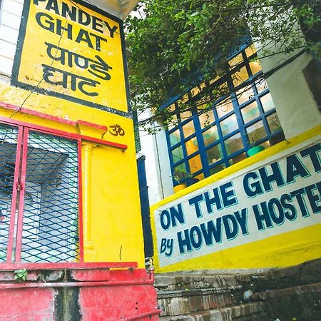 On The Ghat By Howdy Hostels Varanasi Luaran gambar